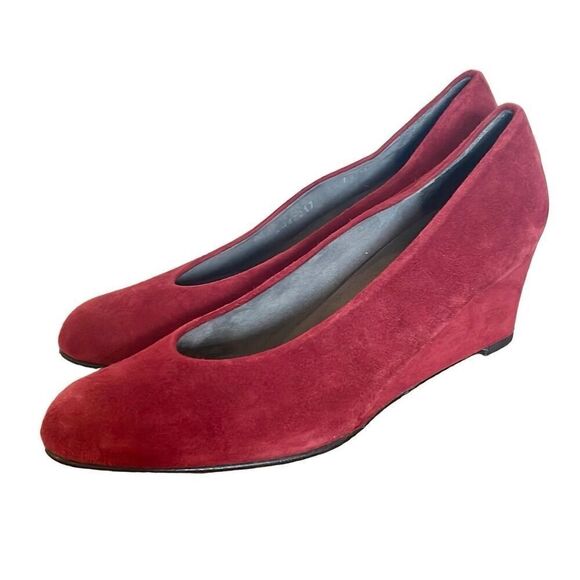 Stuart Weitzman red suede wedge pumps size 7 - Picture 2 of 11